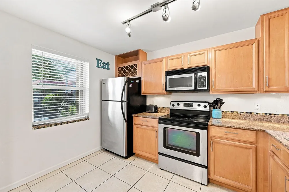 777 S Federal Highway #D204 Pompano Beach, FL 33062