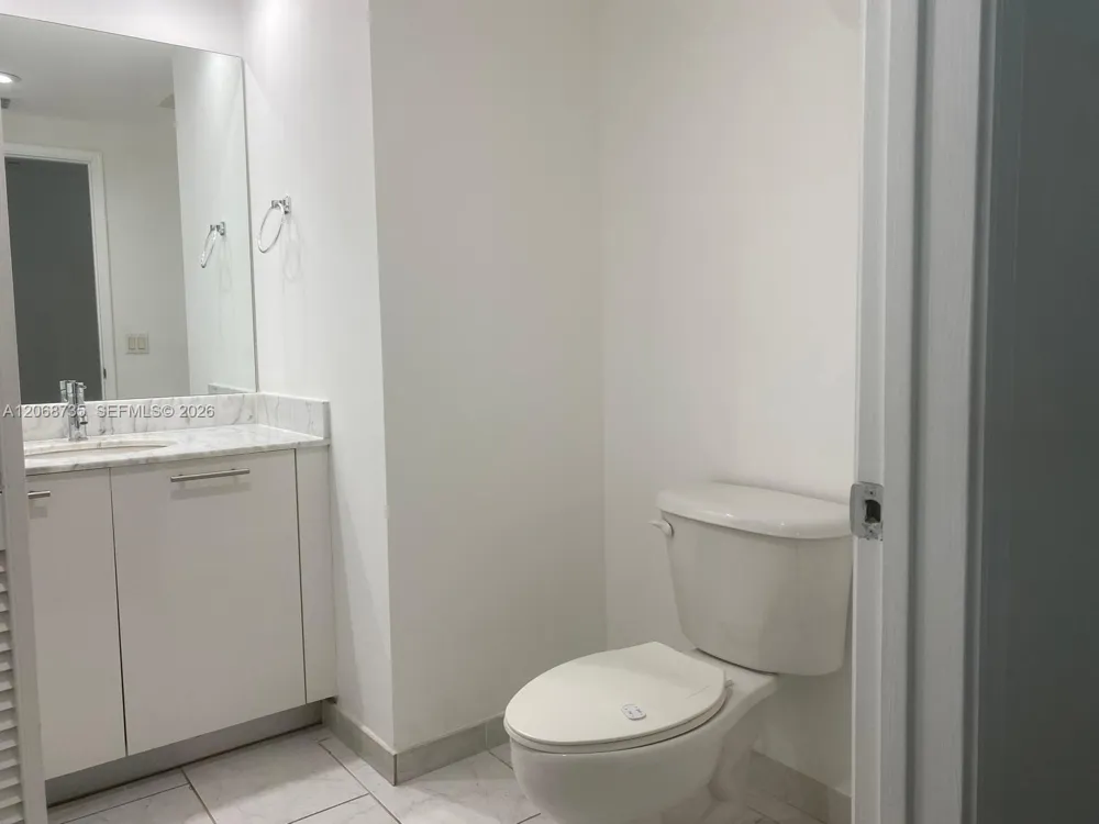 951 Brickell Ave #1210 Miami, FL 33131