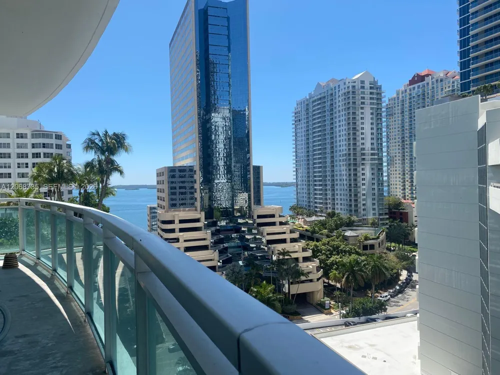 951 Brickell Ave #1210 Miami, FL 33131
