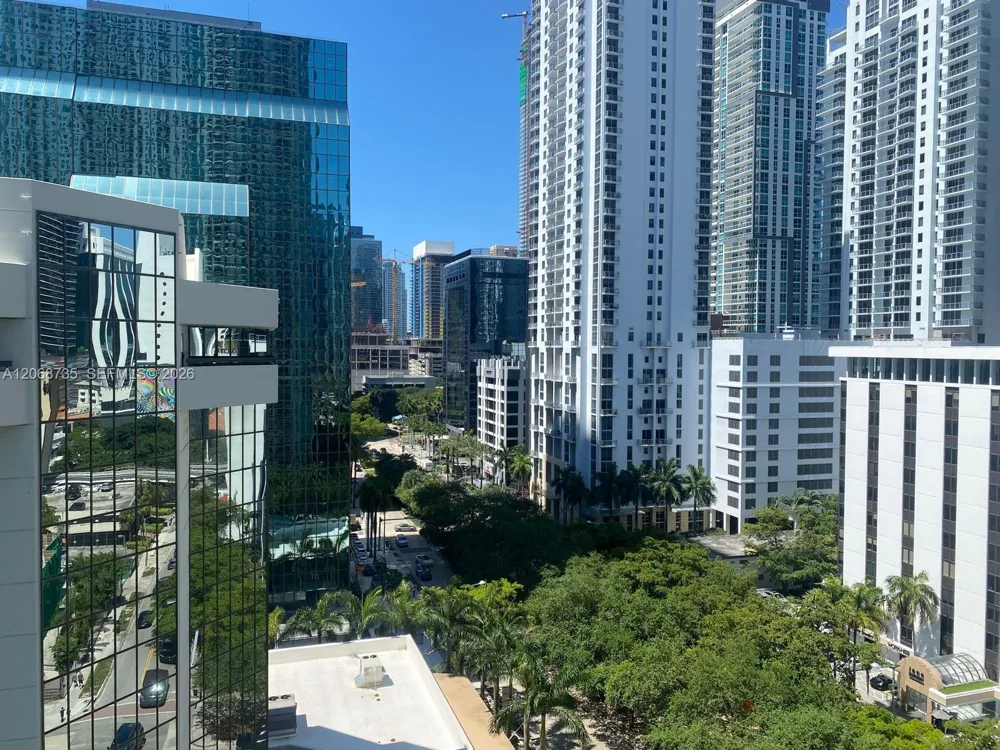 951 Brickell Ave #1210 Miami, FL 33131