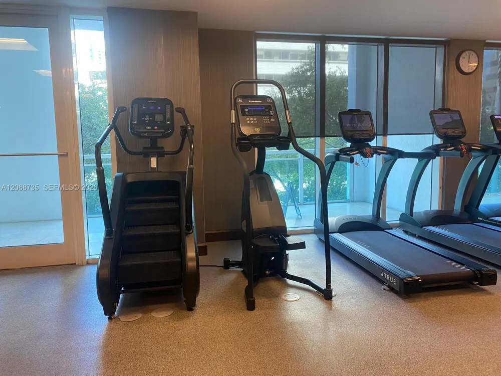 951 Brickell Ave #1210 Miami, FL 33131