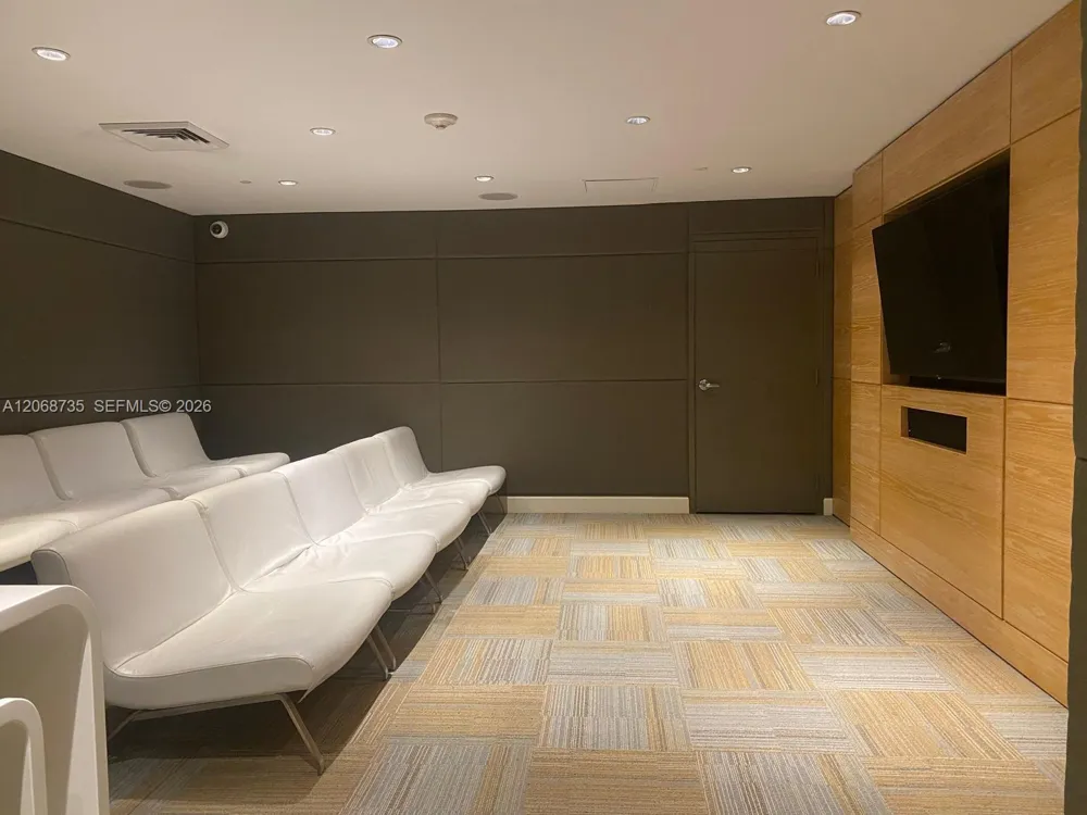 951 Brickell Ave #1210 Miami, FL 33131