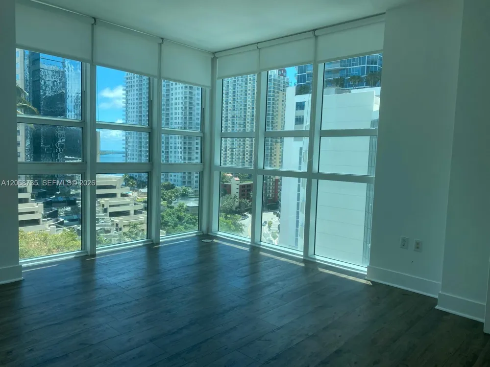 951 Brickell Ave #1210 Miami, FL 33131