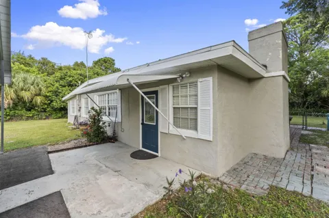 3920 EDWARDS ROAD