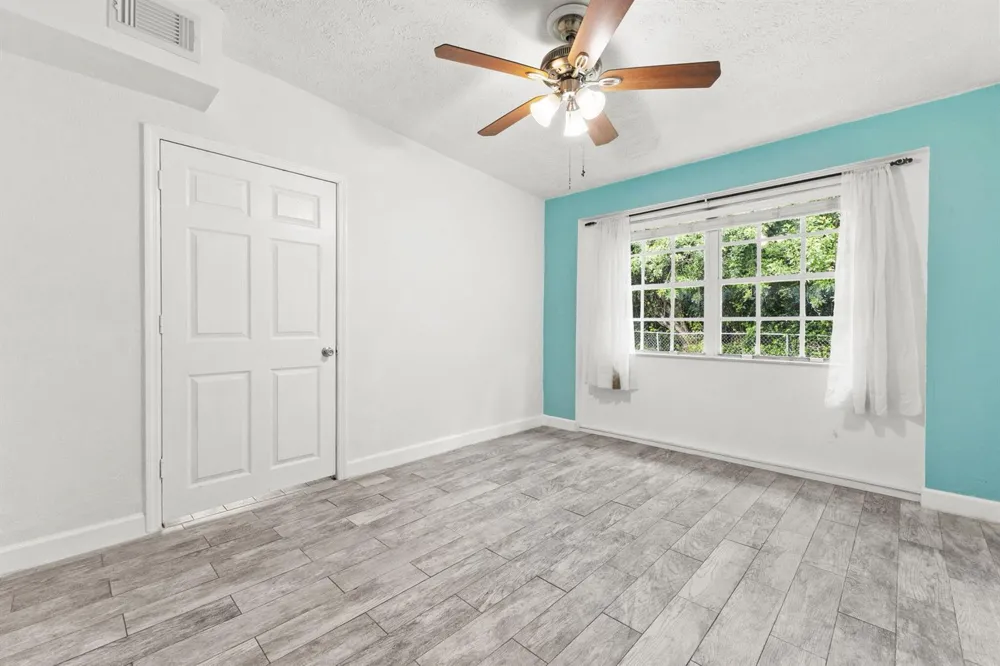 3920 EDWARDS ROAD Fort Pierce, FL 34981
