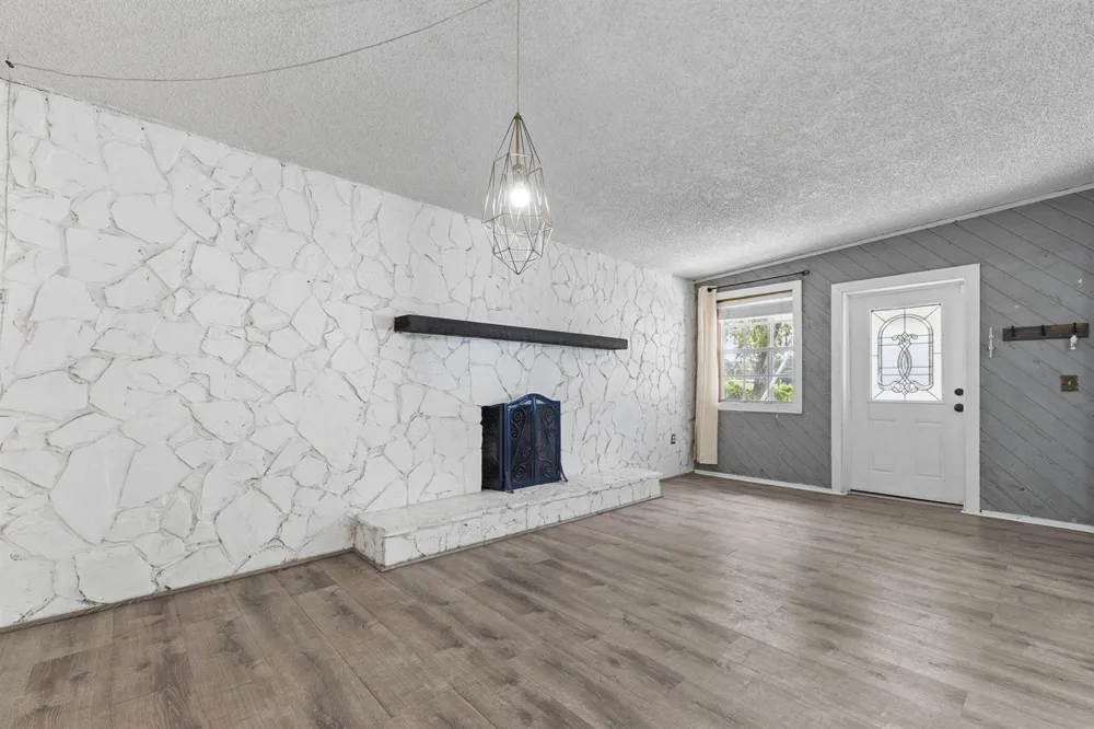3920 EDWARDS ROAD Fort Pierce, FL 34981
