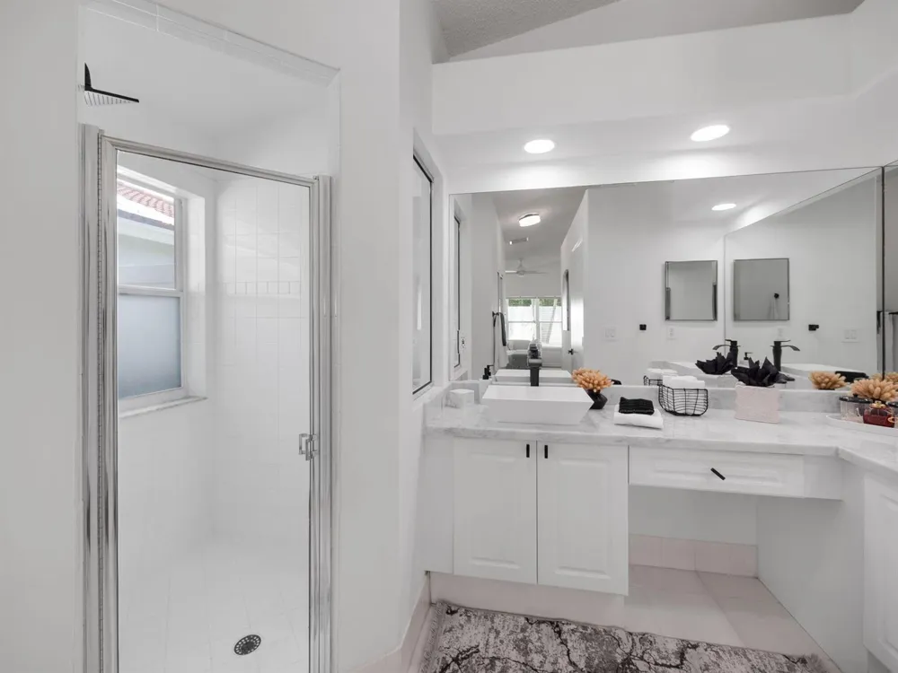 6344 Barton Creek Circle Lake Worth, FL 33463