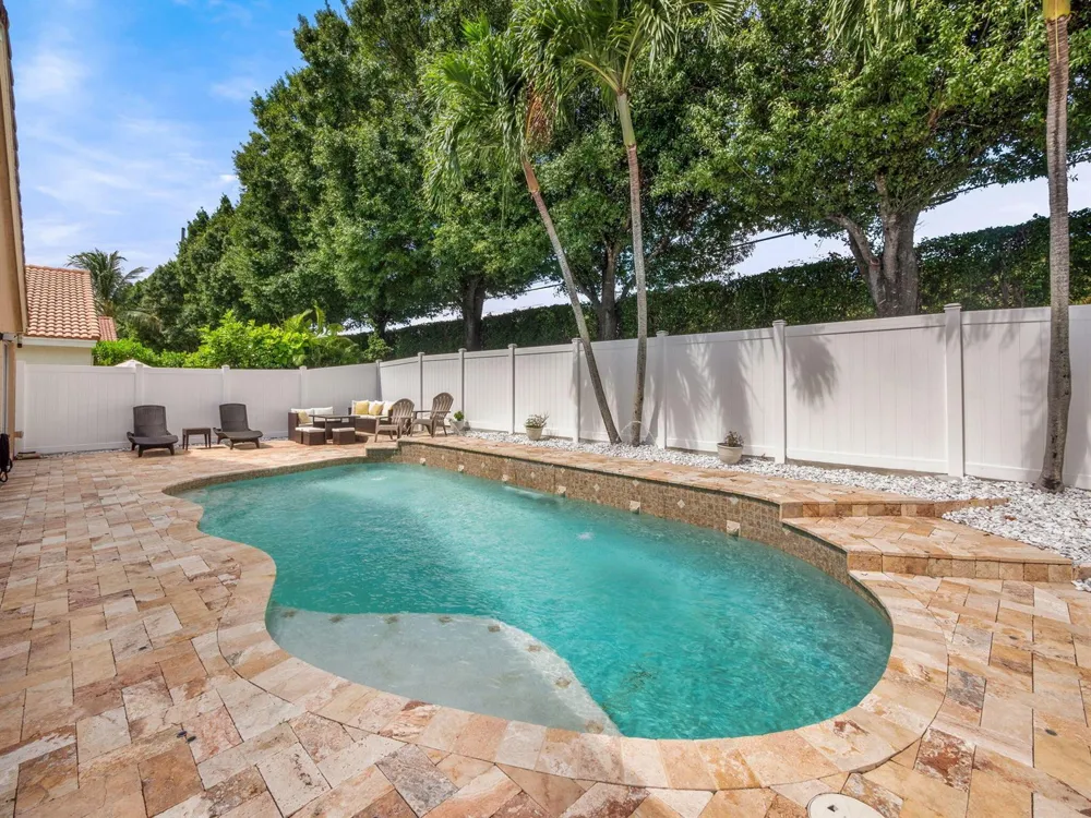 6344 Barton Creek Circle Lake Worth, FL 33463