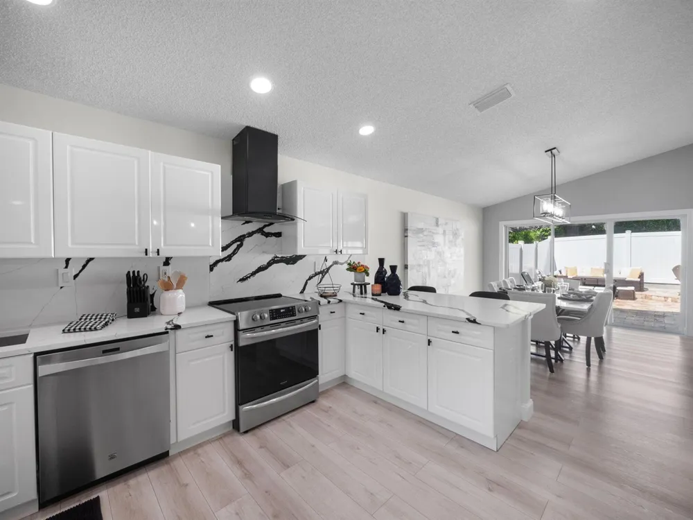6344 Barton Creek Circle Lake Worth, FL 33463
