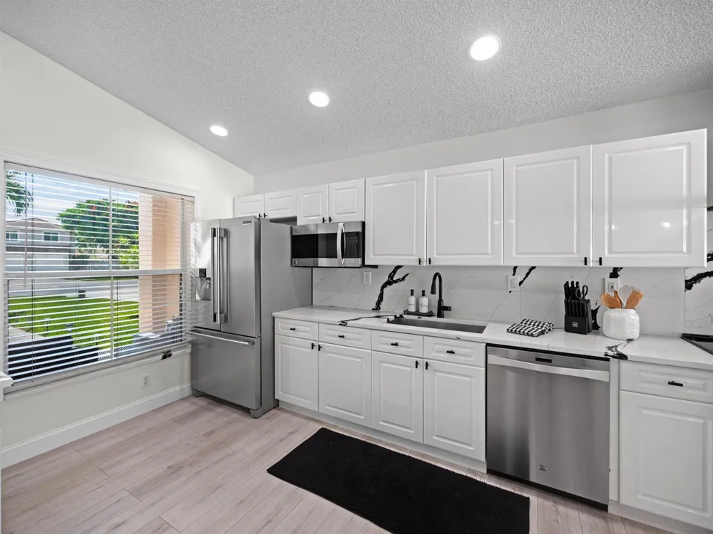 6344 Barton Creek Circle Lake Worth, FL 33463