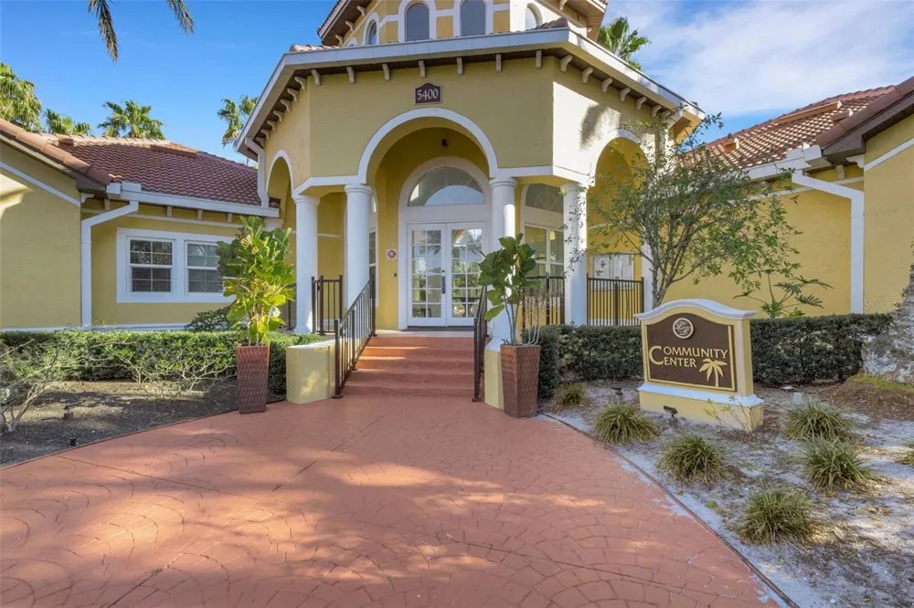 5601 BENTGRASS DRIVE #10-202 Sarasota, FL 34235