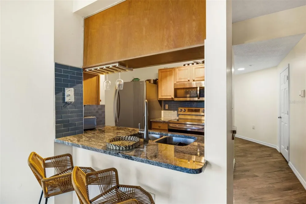 5601 BENTGRASS DRIVE #10-202 Sarasota, FL 34235