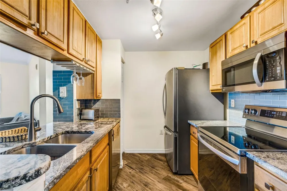 5601 BENTGRASS DRIVE #10-202 Sarasota, FL 34235