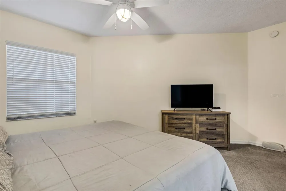 5601 BENTGRASS DRIVE #10-202 Sarasota, FL 34235