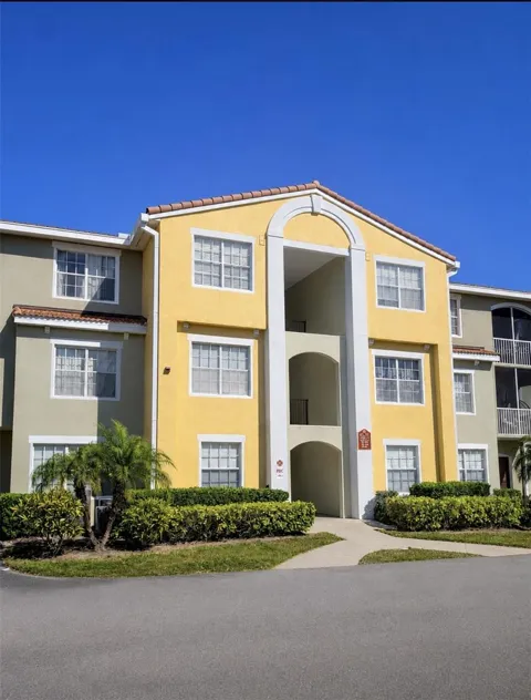 5601 BENTGRASS DRIVE #10-202