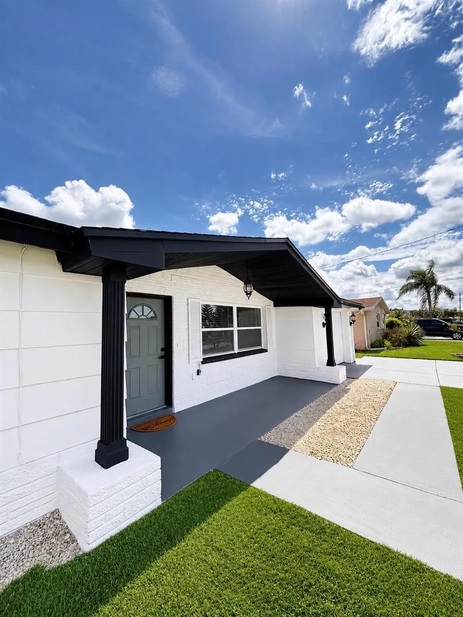 1346 CHANCELLOR DRIVE Holiday, FL 34690