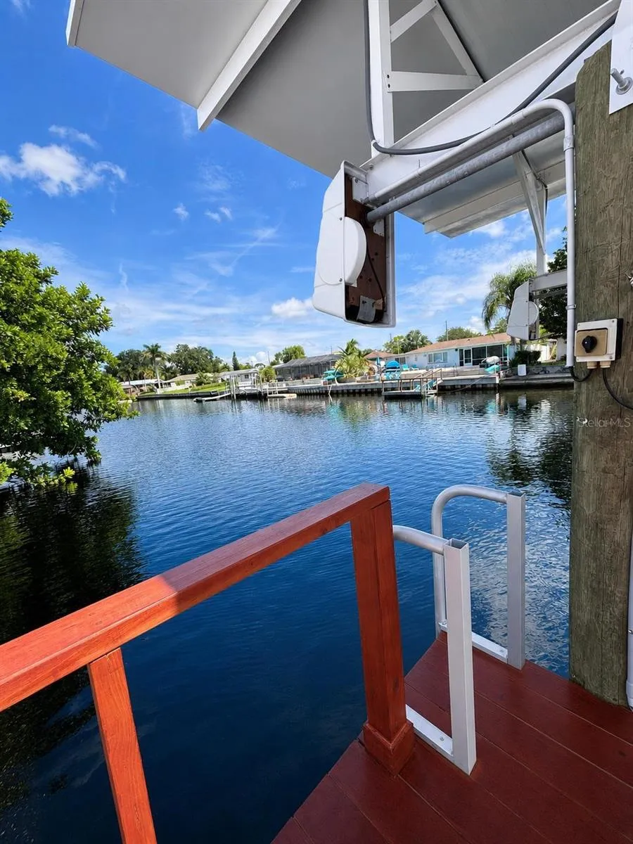 1346 CHANCELLOR DRIVE Holiday, FL 34690