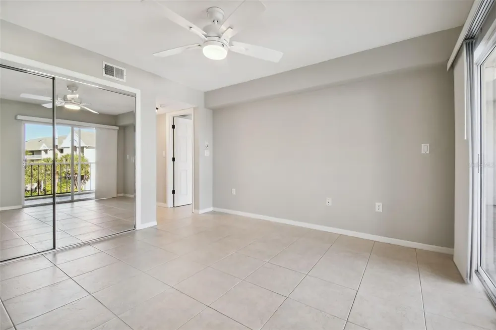 5557 SEA FOREST DRIVE #214 New Port Richey, FL 34652