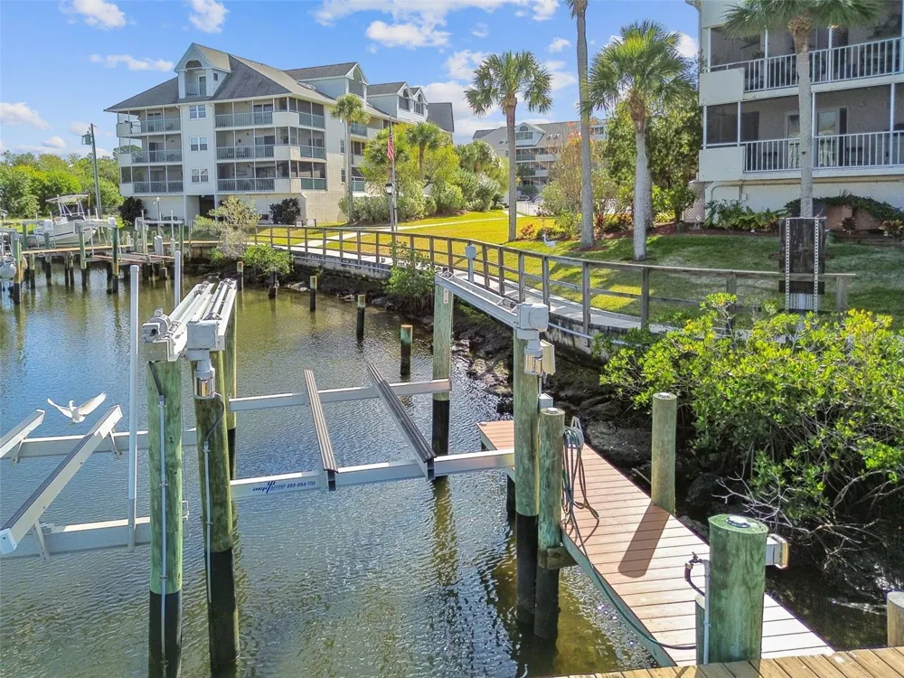5557 SEA FOREST DRIVE #214 New Port Richey, FL 34652
