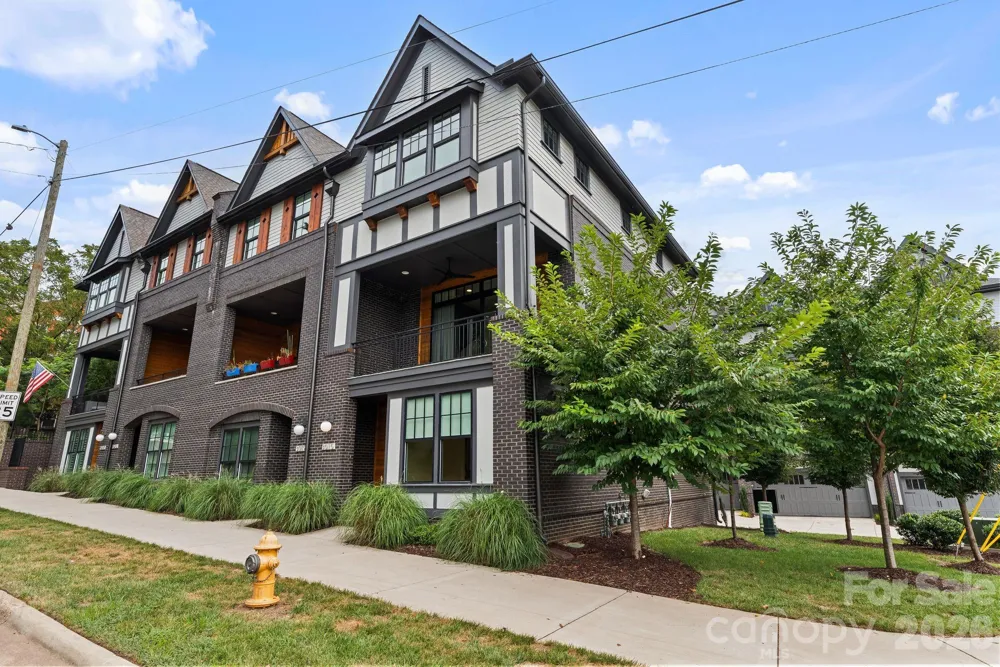 3015 Kalex Court Charlotte, NC 28204