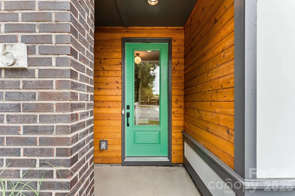 3015 Kalex Court Charlotte, NC 28204