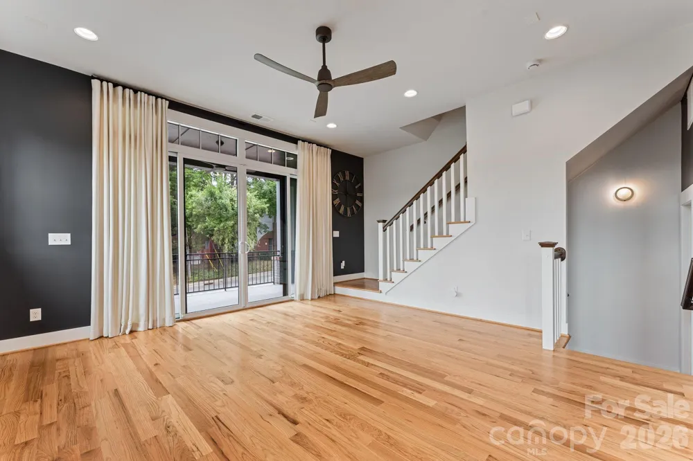 3015 Kalex Court Charlotte, NC 28204