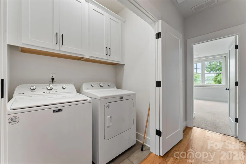 3015 Kalex Court Charlotte, NC 28204