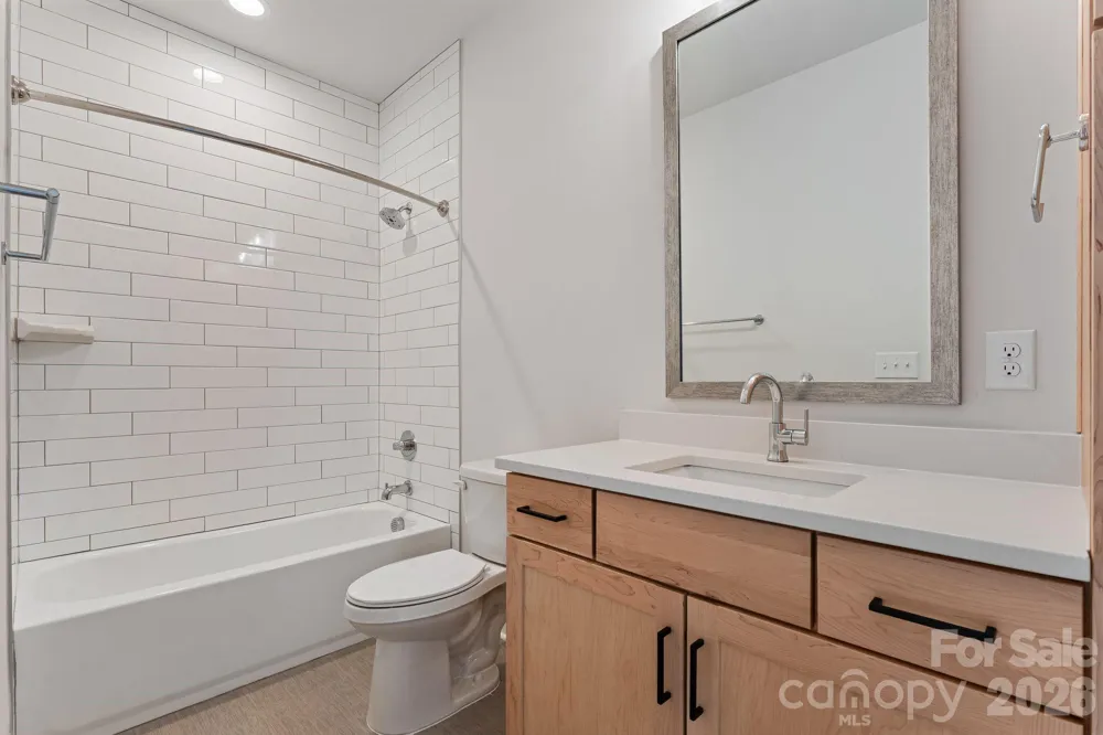 3015 Kalex Court Charlotte, NC 28204