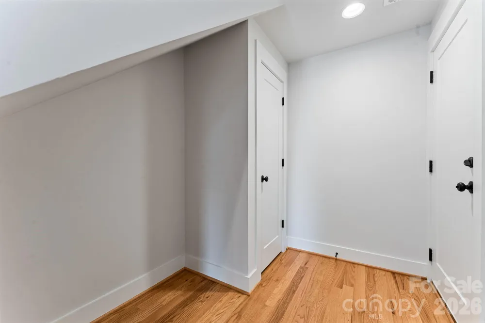 3015 Kalex Court Charlotte, NC 28204