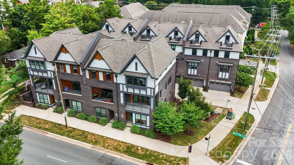 3015 Kalex Court Charlotte, NC 28204