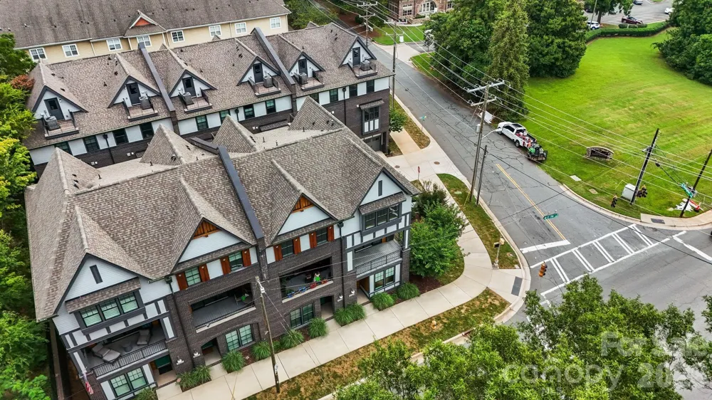 3015 Kalex Court Charlotte, NC 28204