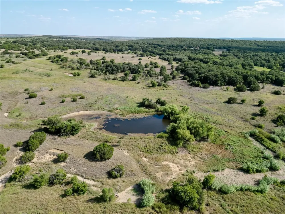 496 Nash Road Jacksboro, TX 76458