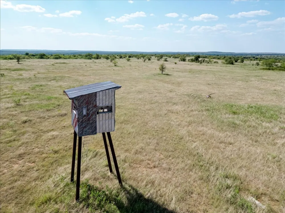 496 Nash Road Jacksboro, TX 76458