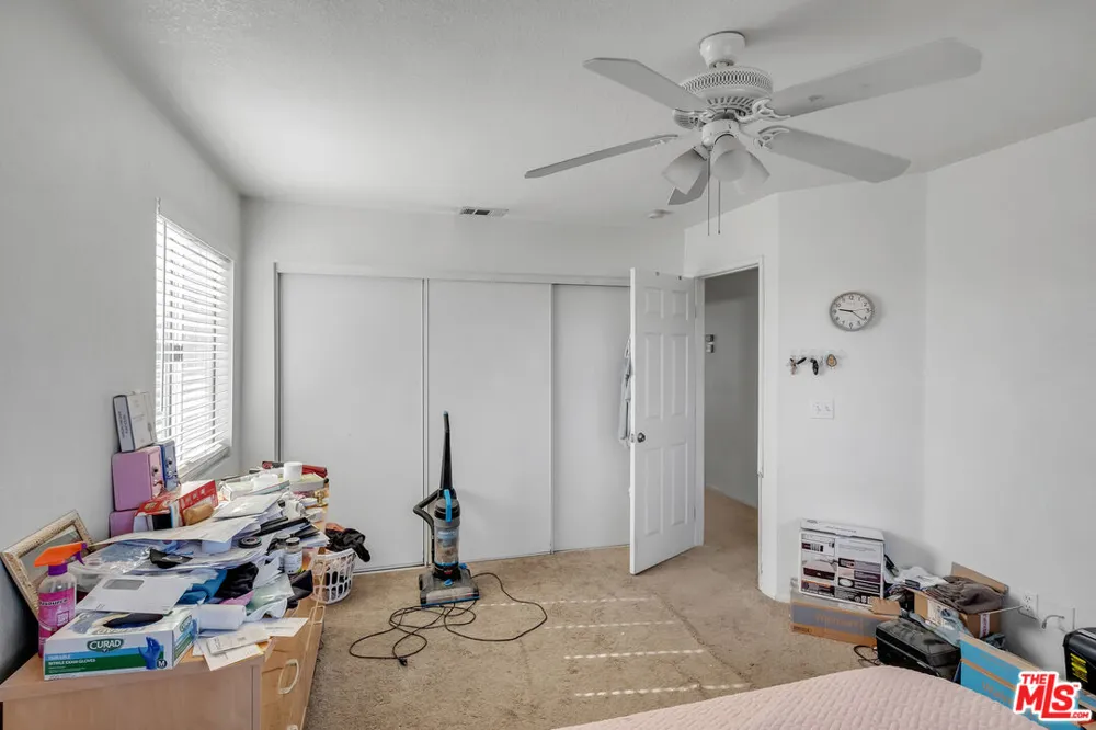 12817 1st Avenue Victorville, CA 92395