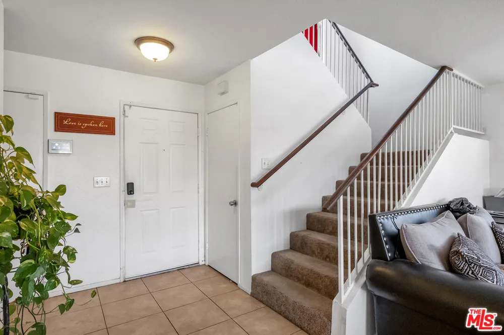 12817 1st Avenue Victorville, CA 92395