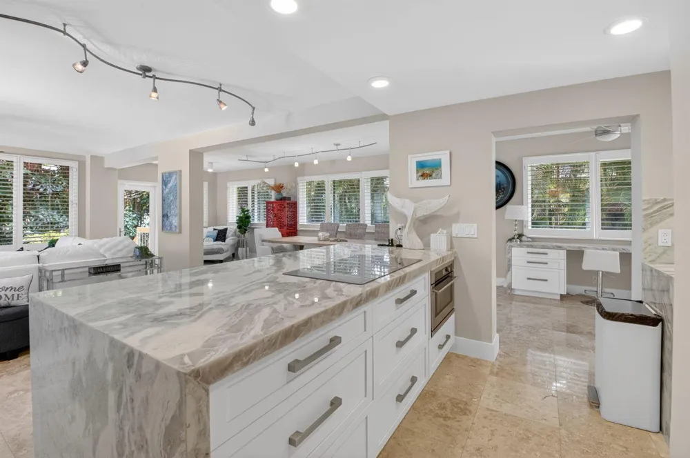 122 Andrews Avenue #B Delray Beach, FL 33483