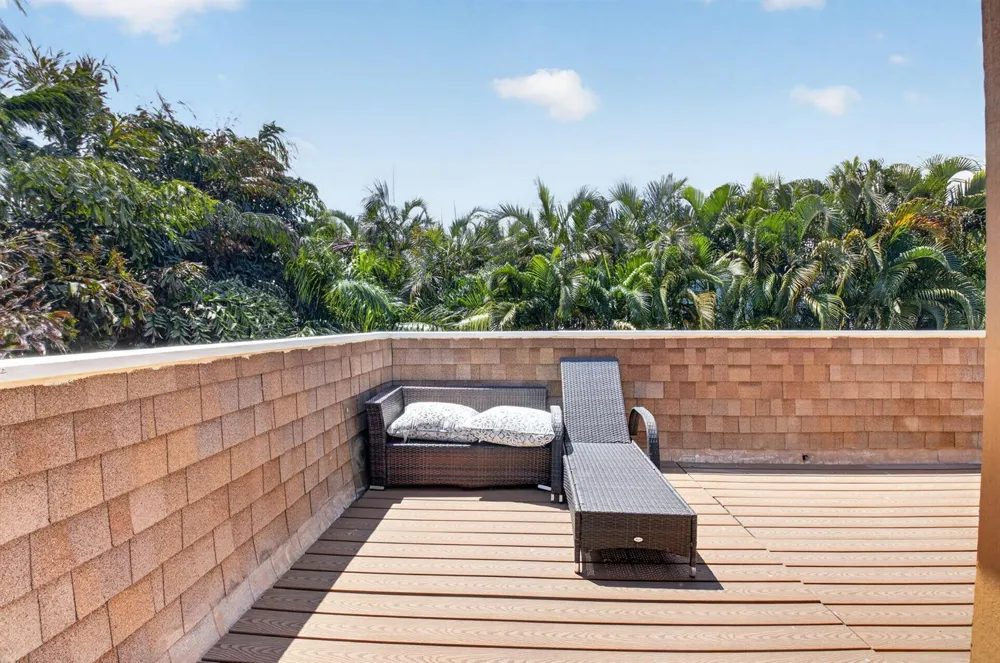 122 Andrews Avenue #B Delray Beach, FL 33483