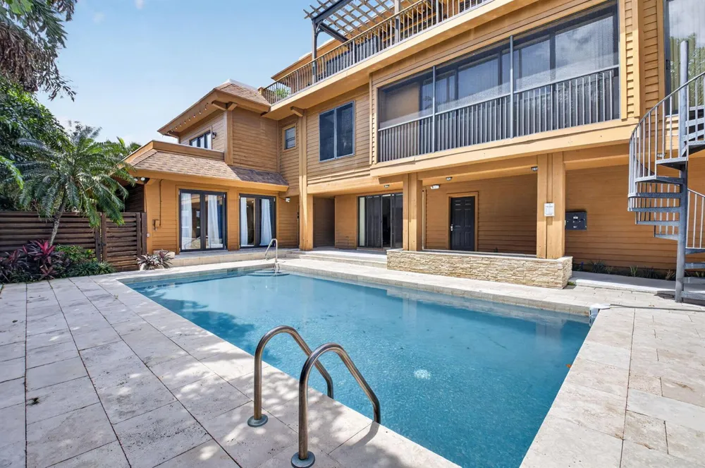 122 Andrews Avenue #B Delray Beach, FL 33483