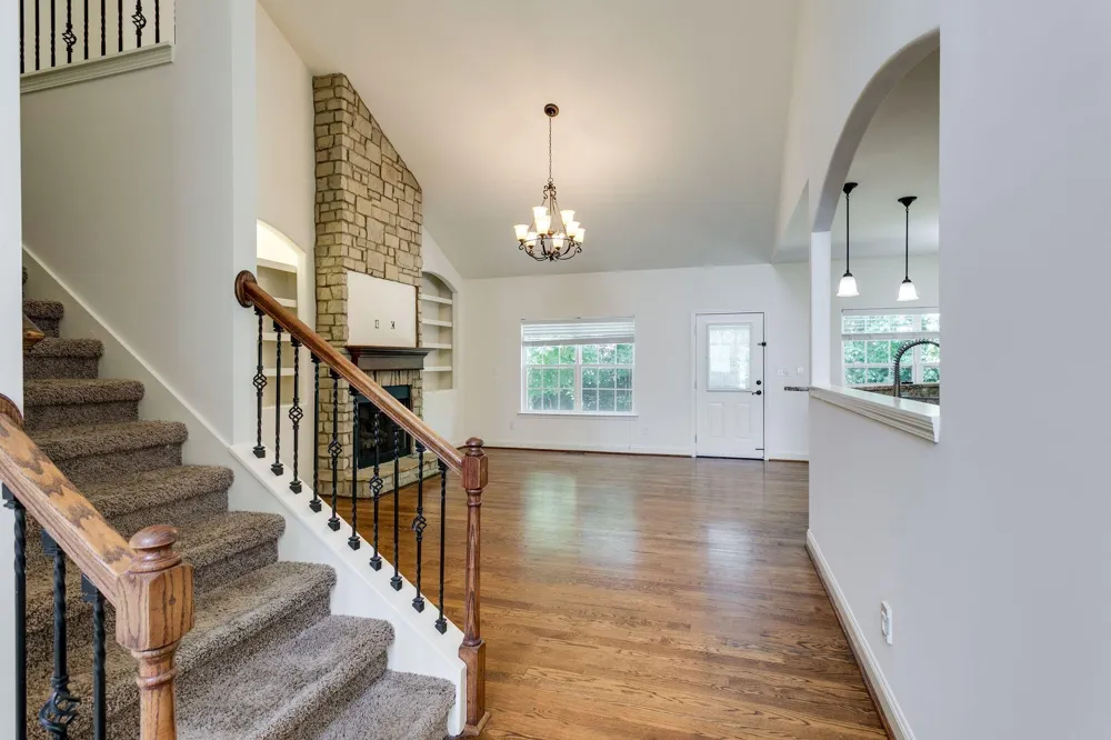 1002 Glessner DR Spring Hill, TN 37174