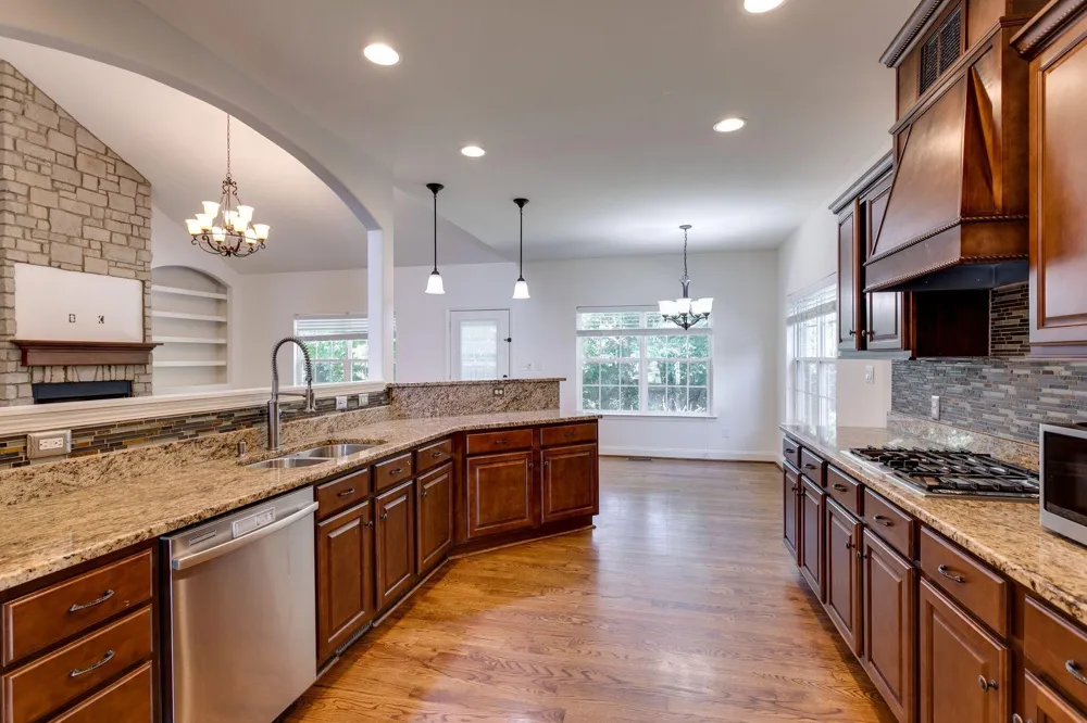 1002 Glessner DR Spring Hill, TN 37174
