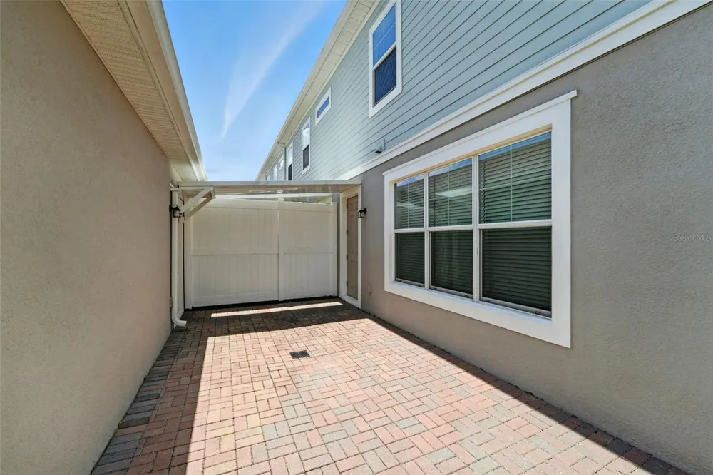 8043 BASILICA LANE Winter Garden, FL 34787