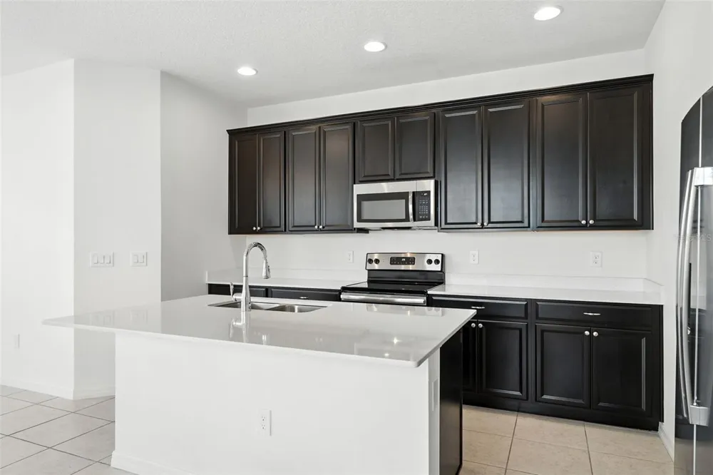 8043 BASILICA LANE Winter Garden, FL 34787