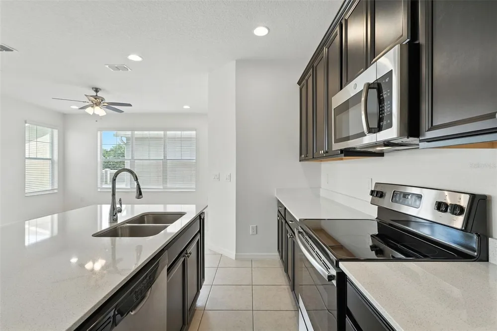 8043 BASILICA LANE Winter Garden, FL 34787