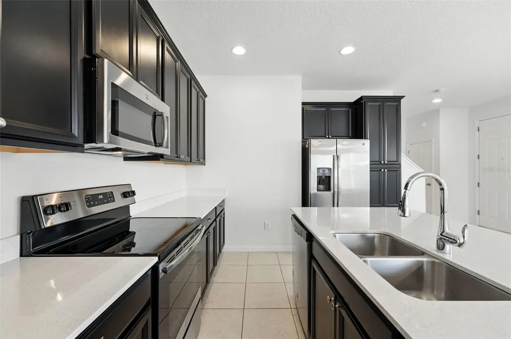 8043 BASILICA LANE Winter Garden, FL 34787