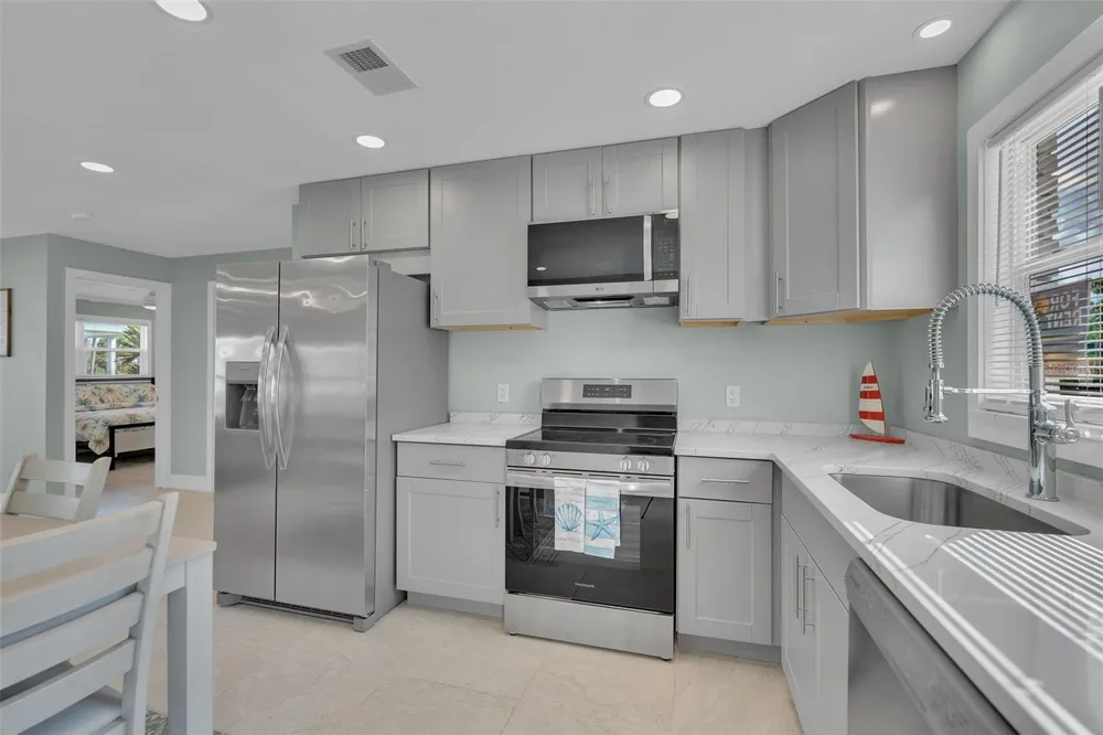 713 SAINT JUDES DRIVE S #2 Longboat Key, FL 34228