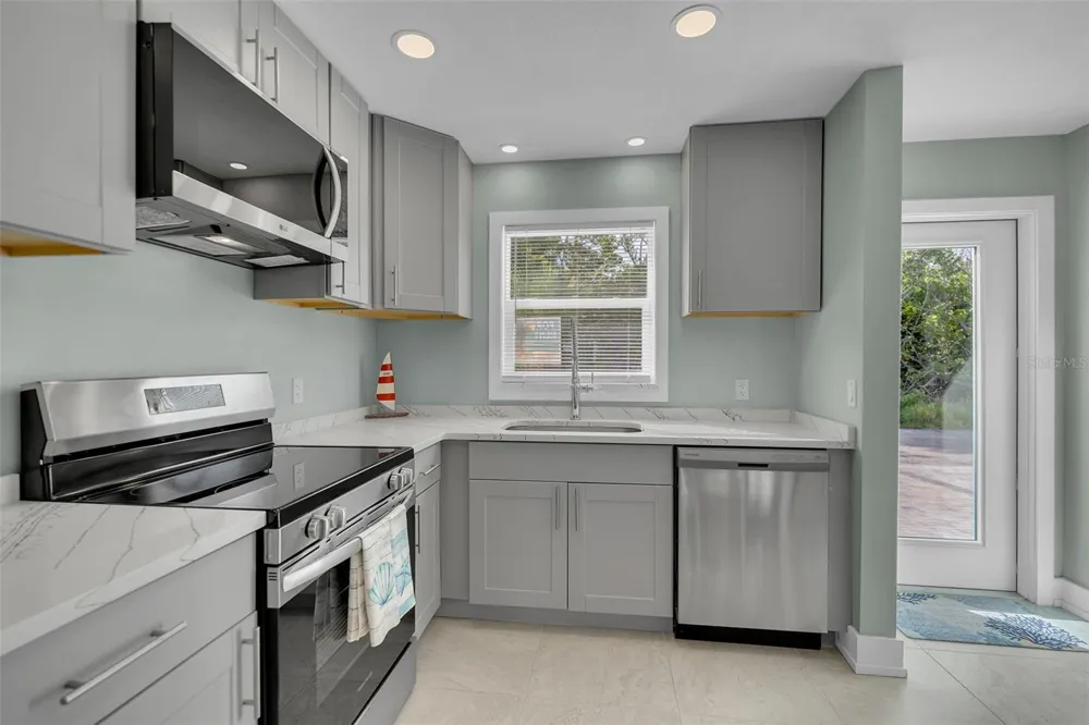 713 SAINT JUDES DRIVE S #2 Longboat Key, FL 34228
