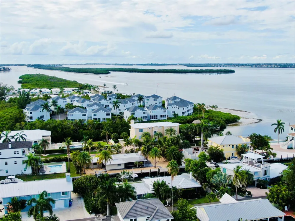 713 SAINT JUDES DRIVE S #2 Longboat Key, FL 34228