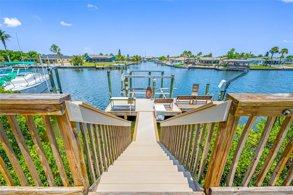 861 SYMPHONY ISLES BOULEVARD Apollo Beach, FL 33572