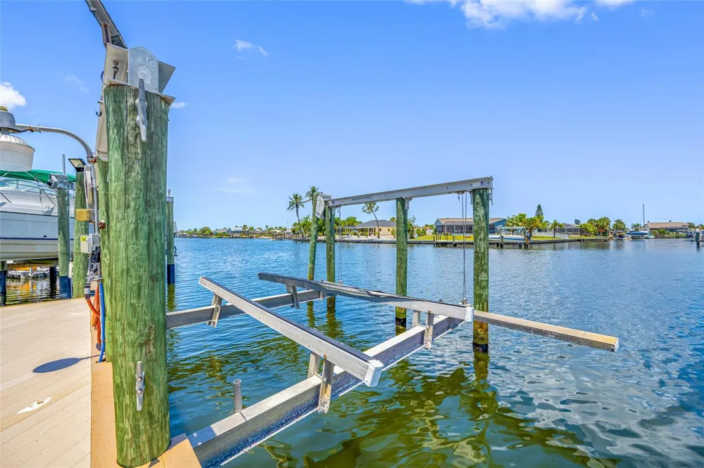 861 SYMPHONY ISLES BOULEVARD Apollo Beach, FL 33572