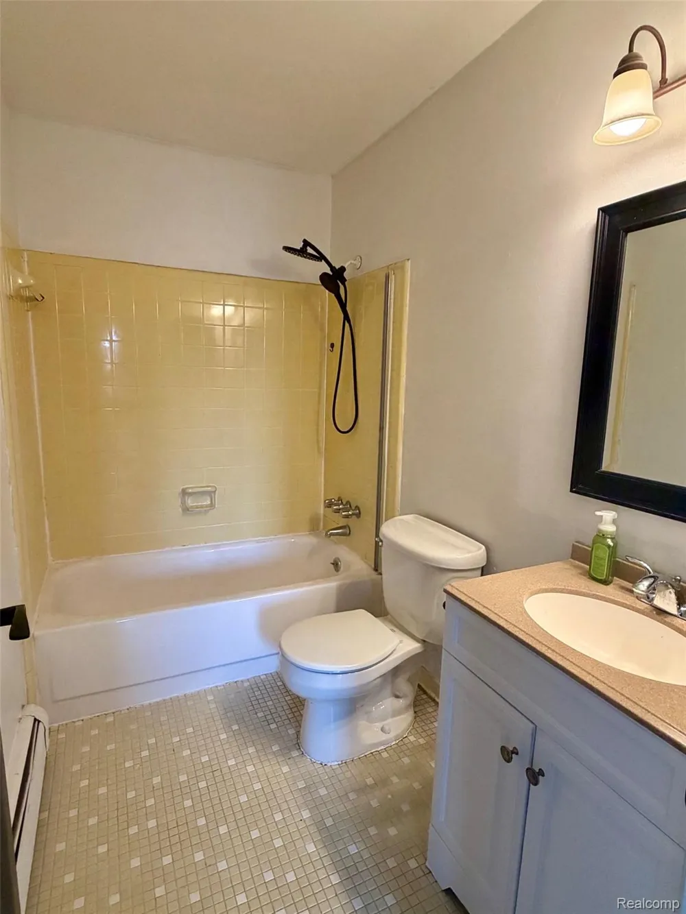 8203 Huntington Street #16 Westland City, MI 48185